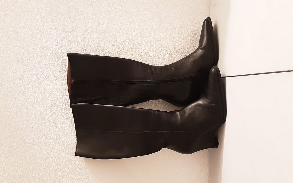 Botas cano alto n* 35