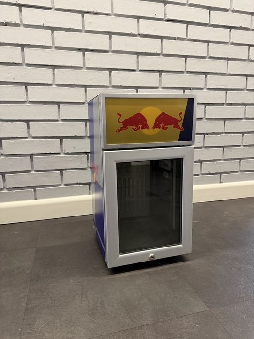 Lodówka redbull mała