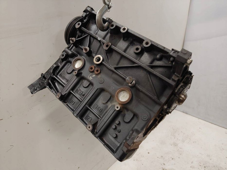 volkswagen 03l021bj dół silnika 1.6 tdi 09- demontaż