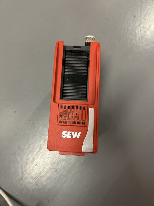 Falownik SEW MCX91A-0020-5E3-4-T01