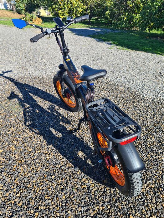 Bicicleta elétrica LANKELEISI  ainda tem garantia