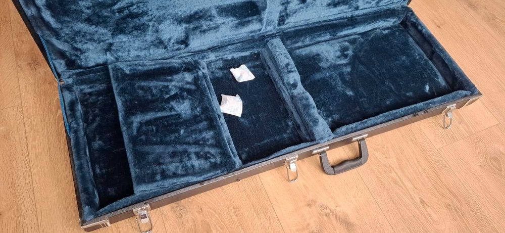 Estojo Ibanez RG550LC Guitar Hardshell Case by TKL