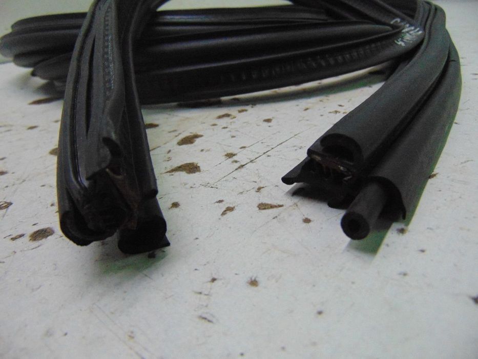 Opel Corsa C borracha da mala