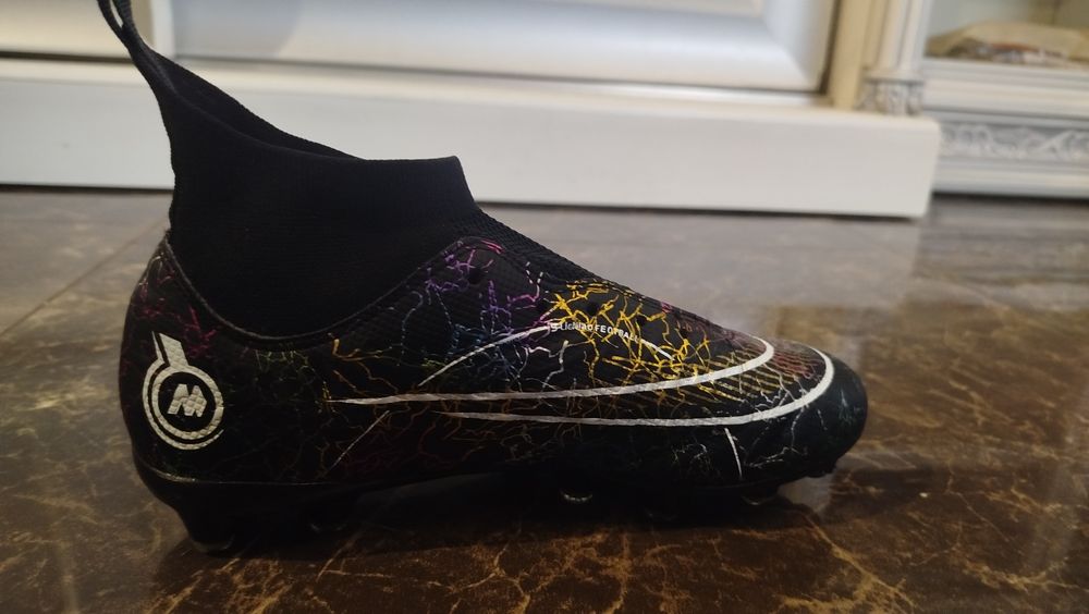 Бутси 38розмір в ідеальному стані