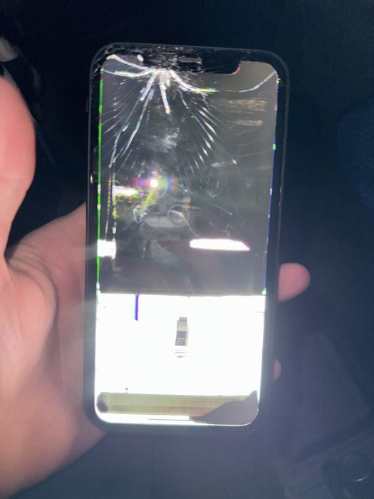 Продам Iphone 11 64gb