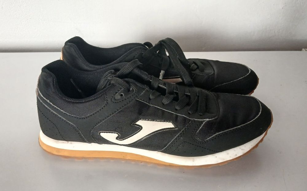 Ténis Joma Preto n41 | Usados