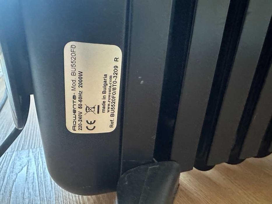 Aquecedor a óleo Rowenta preto (2000W)