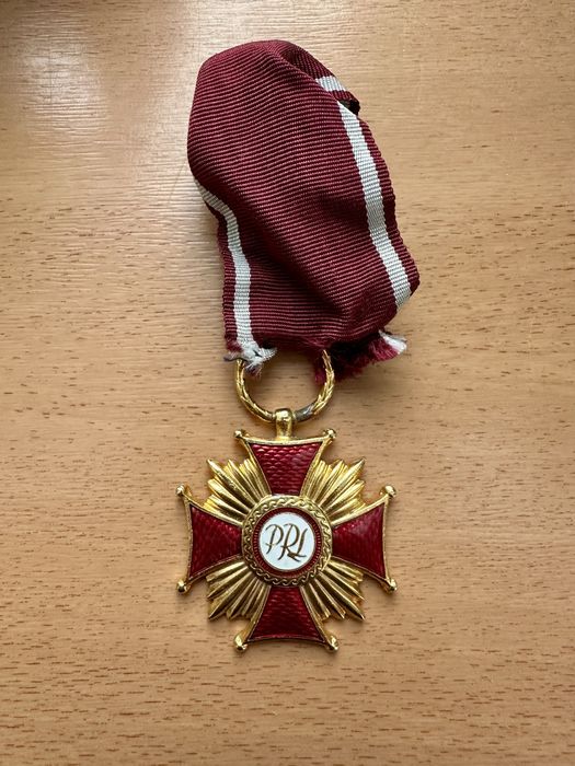 Złoty krzyż zasługi PRL  Polska Odznaczenie Polski Ludowej