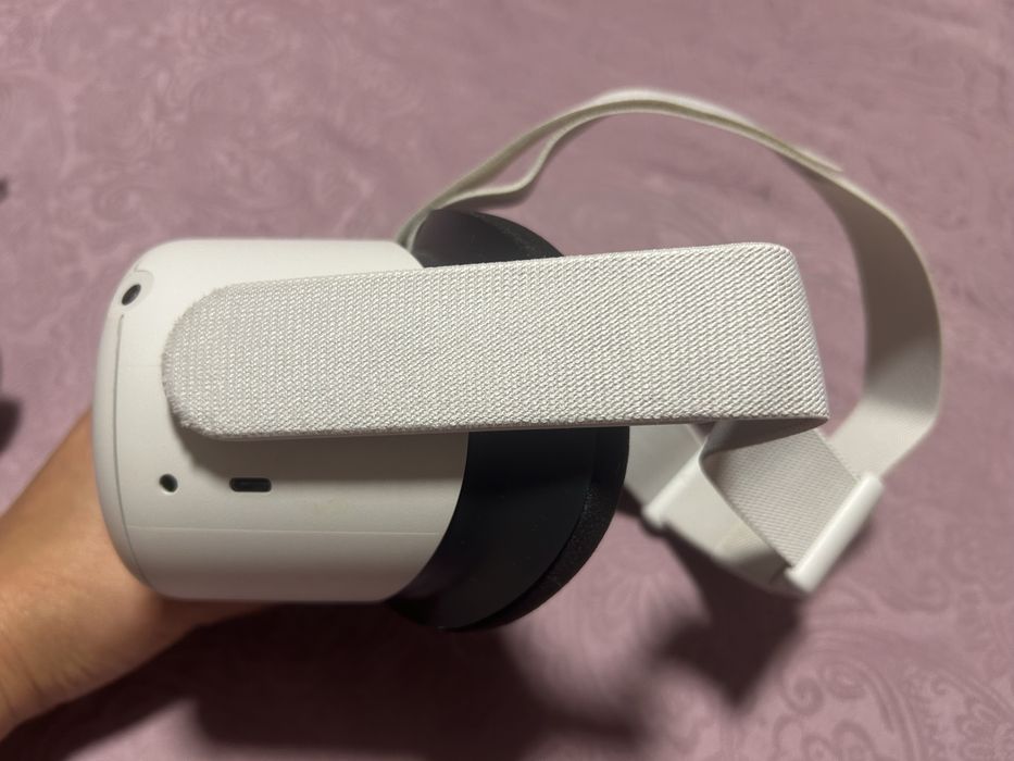 Очки VR Oculus Quest 2 128 Гб VR-шлем Meta