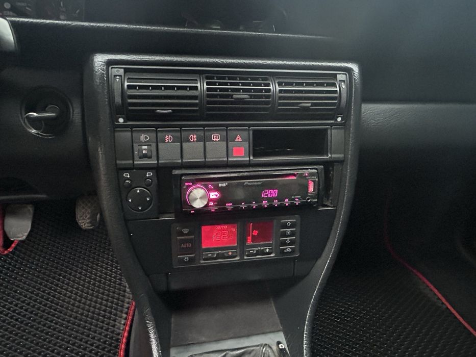 Продам audi A6C4