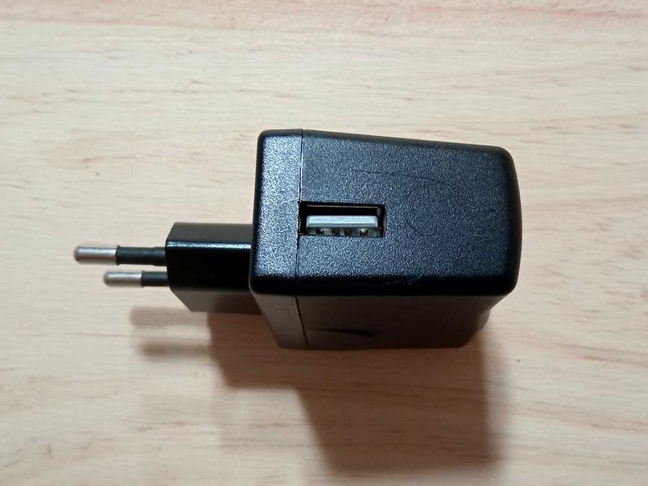 Carregador Para Telemóvel - Huawei HS-050040E7