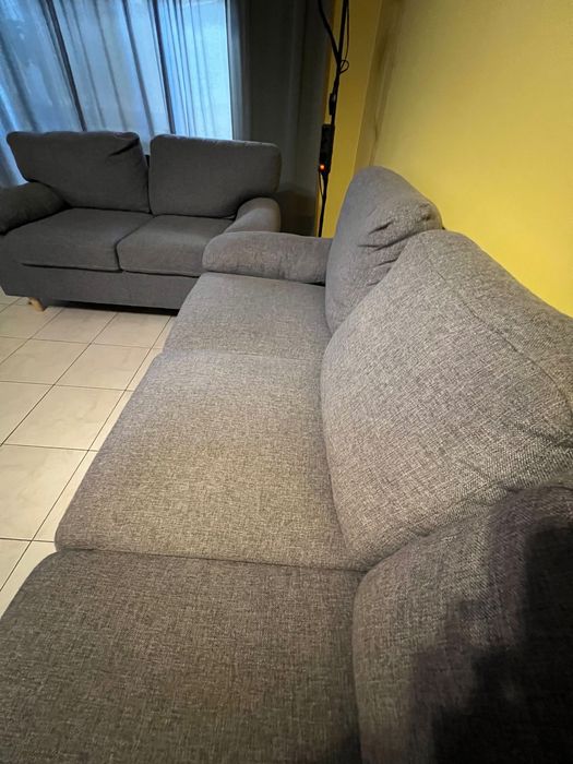 Vendo dois sofás64750785584387122