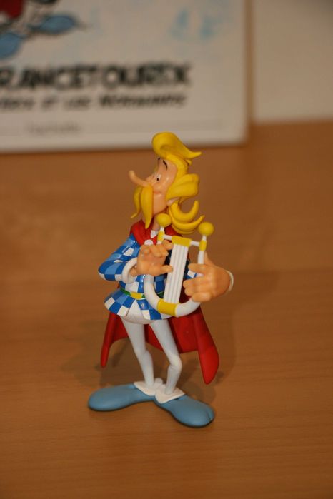 Assurancetourix "Astérix - La Galerie des Personnages".