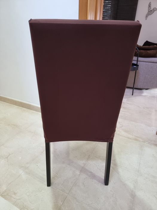 6  cadeiras castanhas