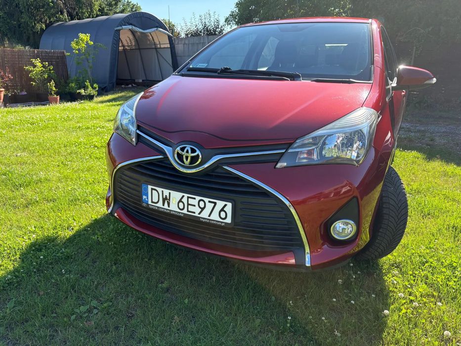 Toyota Yaris Kupiony w salonie - auto pokazowe, serwisowany w ASO, mały przebieg