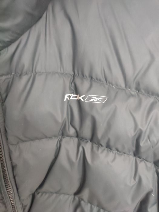 Пухова куртка Reebok