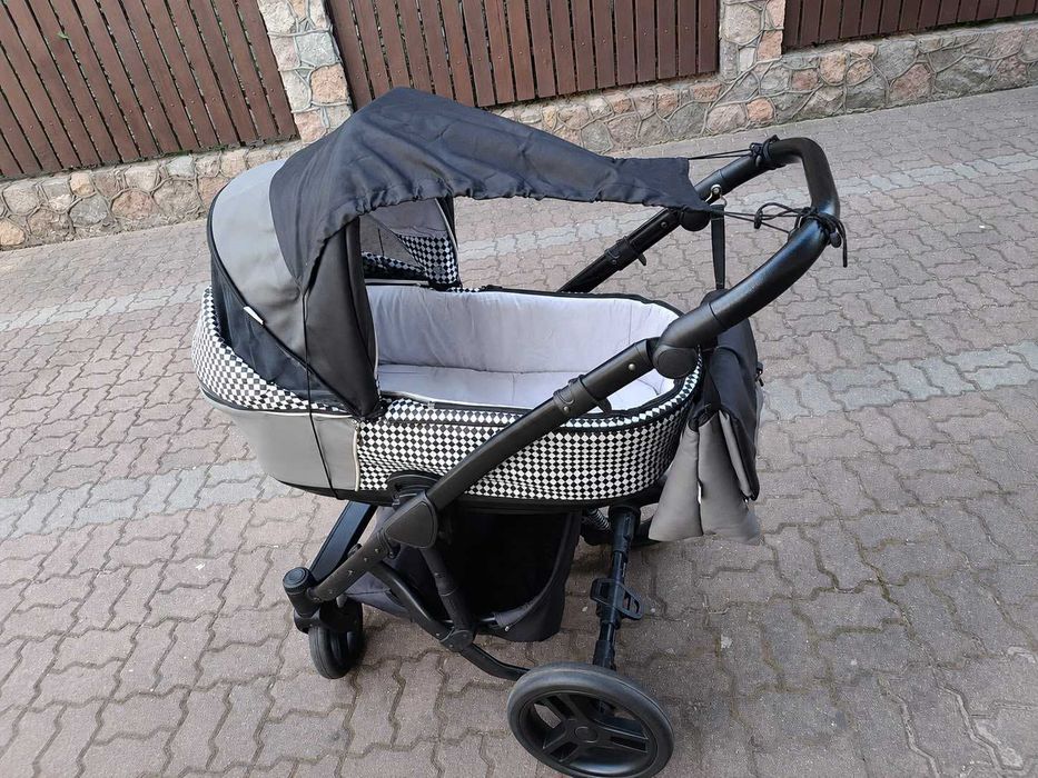 Wózek dziecięcy Bexa 2w 1 gondola+ spacerówka