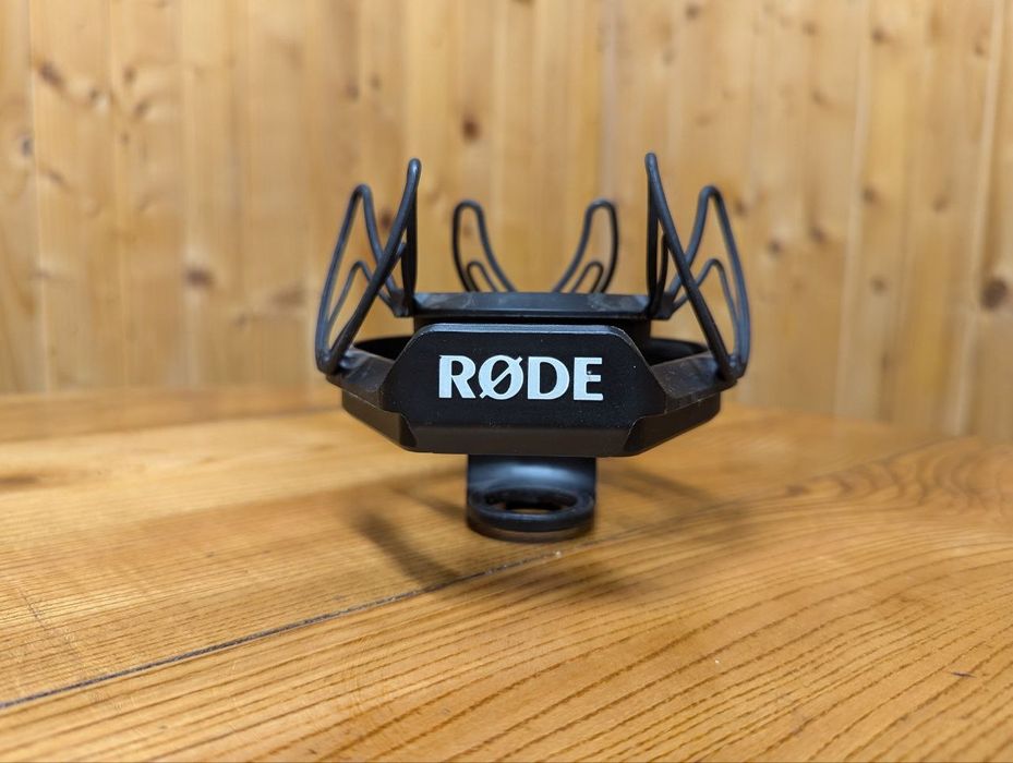 Rode NT1+AI 1 USB аудіоінтерфейс з мікрофоном