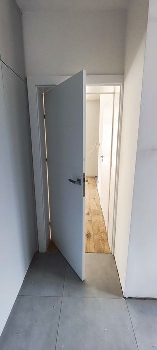 Montaż drzwi, regulacja drzwi, okien,ślusarz