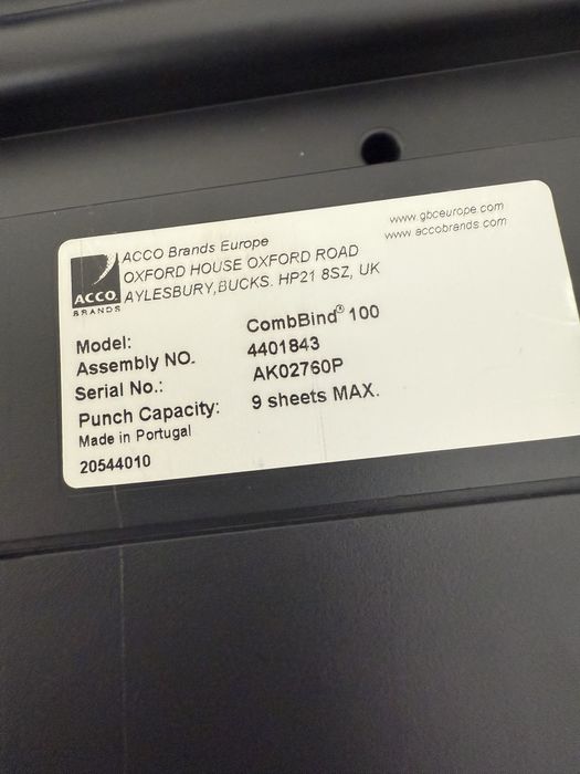 Encadernadora GBC CombBind 100 – Excelente Estado – Até 160 folhas