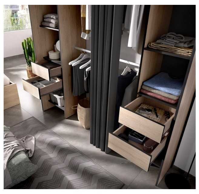 Vestiário/Closet DEKIT SUIT NOVO selado – Recolha em Beja