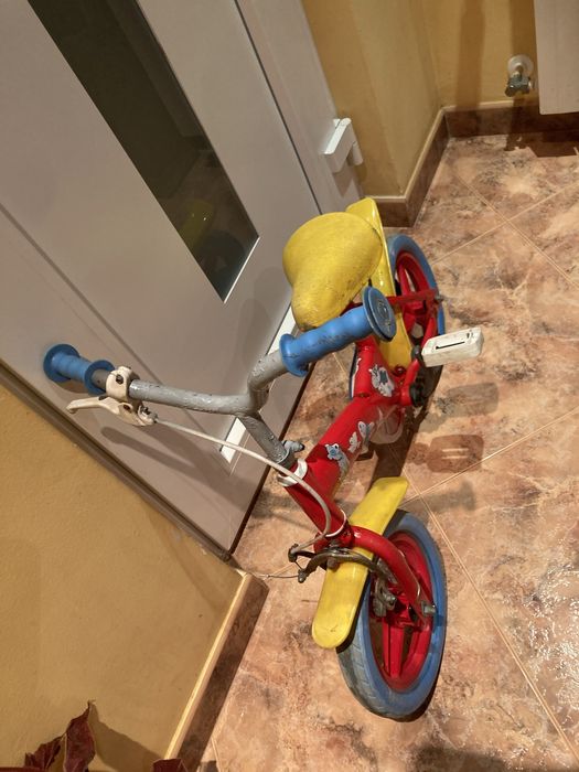 Bicicleta para crianças em bom estado