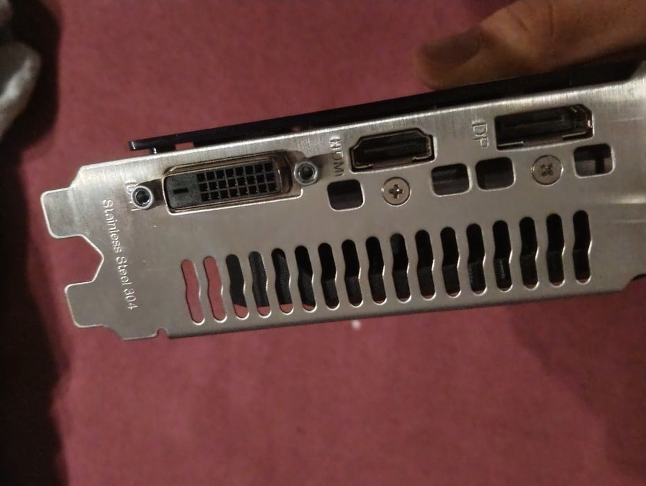 GTX 1650 SUPER 4GB tuf gaming