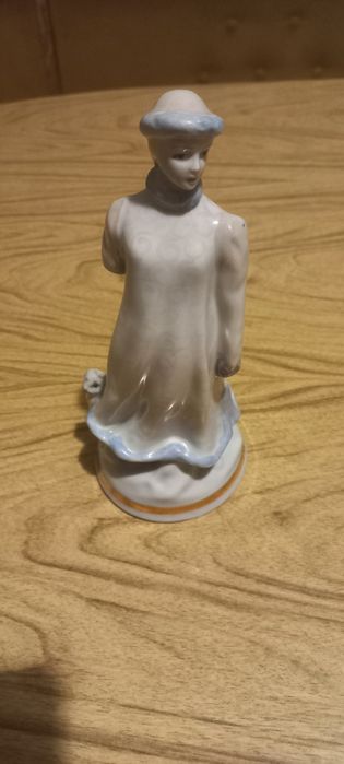 Фарфорова статуетка СССР Снегурочка с зайцем, Барановка