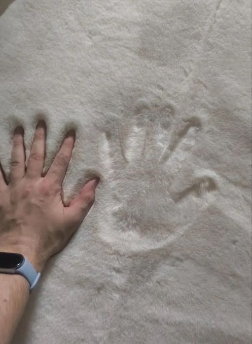 Килимок бежевий 120см*60см новий