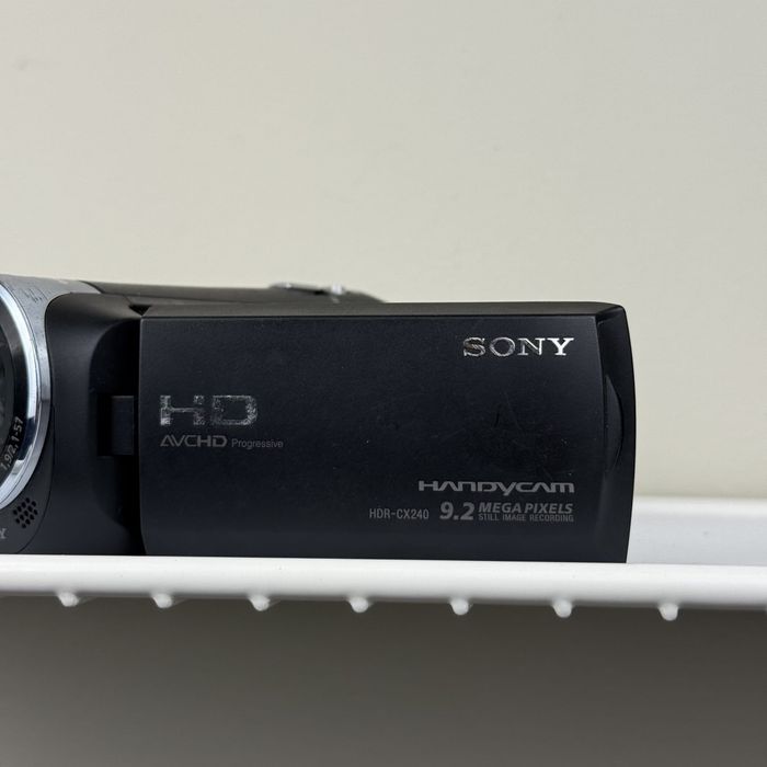 Kamera Cyfrowa Sony Handycam HDR-CX240