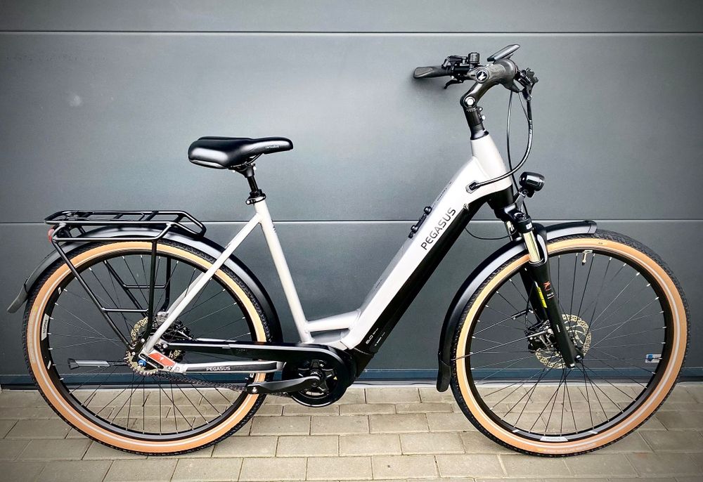 Rower elektryczny Pegasus 2023 rok przebieg 600 km salonowy