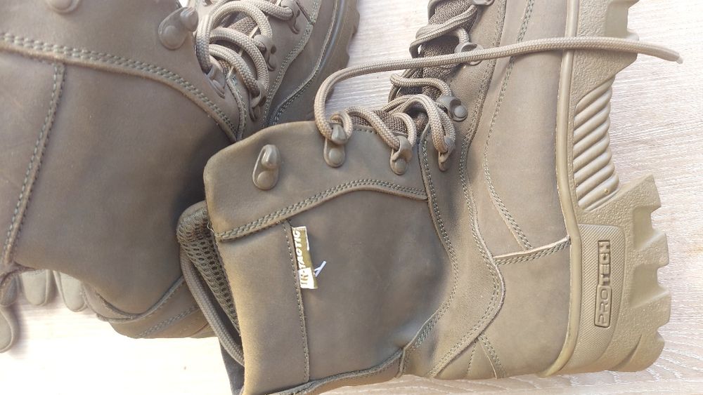 Тактическая обувь та одяг