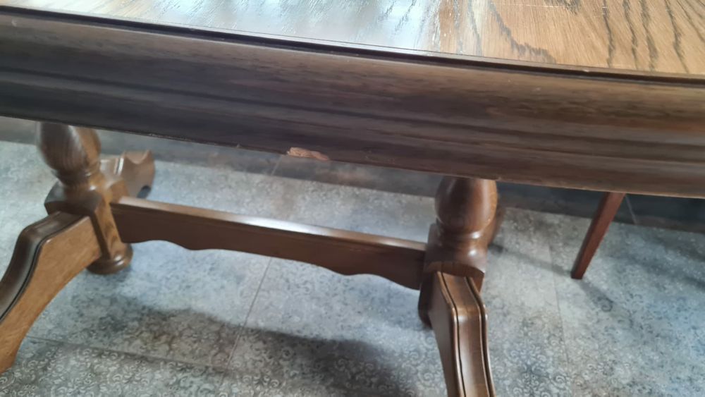 Duży stół dębowy  owalny  rozsuwany