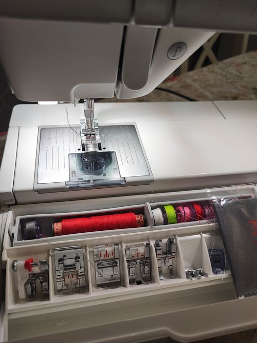 Maszyna do szycia Pfaff creative Sensation pro Legnica • OLX.pl