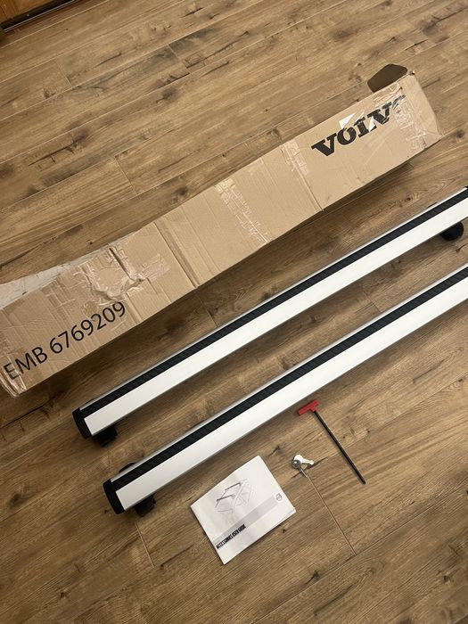 Oryginalne belki dachowe Volvo – V60 / XC60 / V90