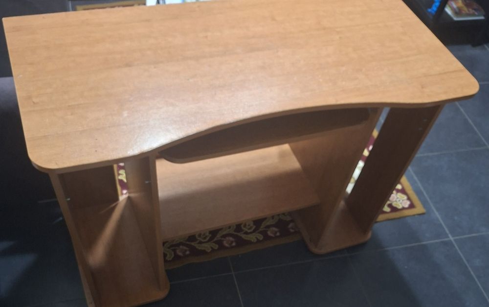 Secretaria de madeira