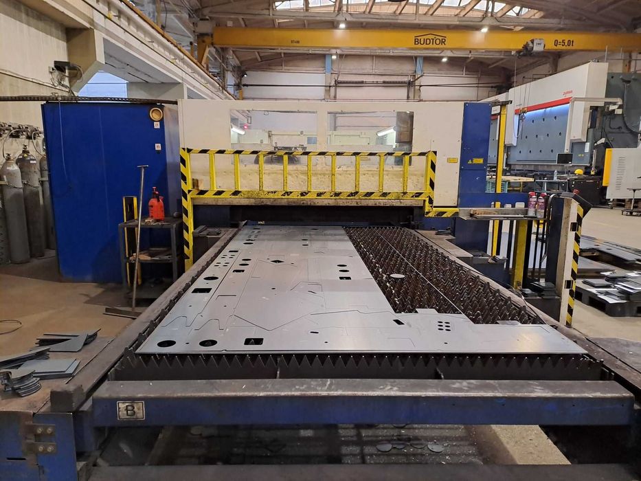 Laser do cięcia TRUMPF TruLaser 3030 – CO₂ 4 kW, 1500×3000 (2008)