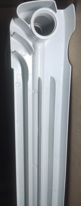 Радіатор опалення біметалевий 7 Ребер. Marek Titan 500/96.Радиатор бат