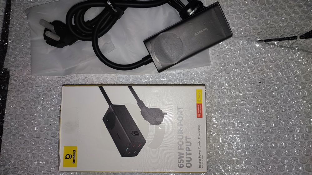 Ładowarka sieciowa Baseus PSZM000901 GaN3 Pro 2x USB + 2xUSB-C + AC, 6