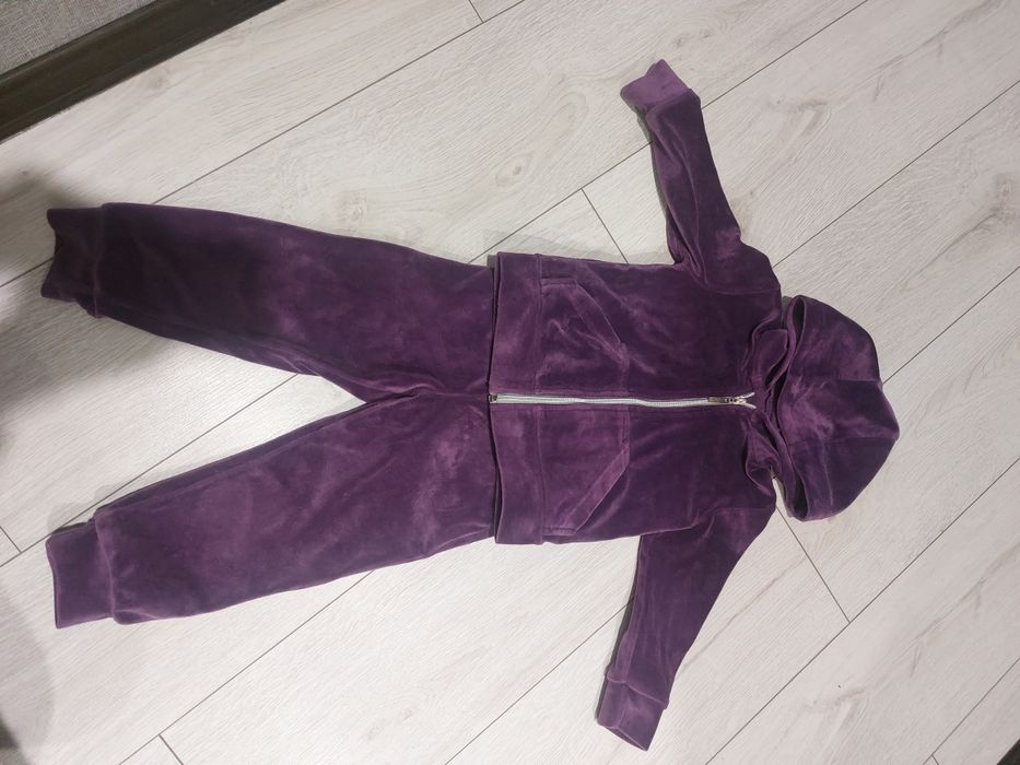 Костюм для дівчинки