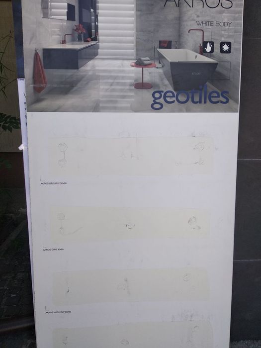 Продам панелі  звертайтесь за тел +380933993407