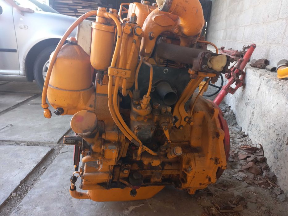 Продам трактор Т25