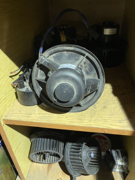 Вентилятор пічки, моторчик гольф 2,3 пассат б3,б4 венто