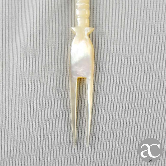 Garfos de aperitivo ou cocktail feitos de madrepérola