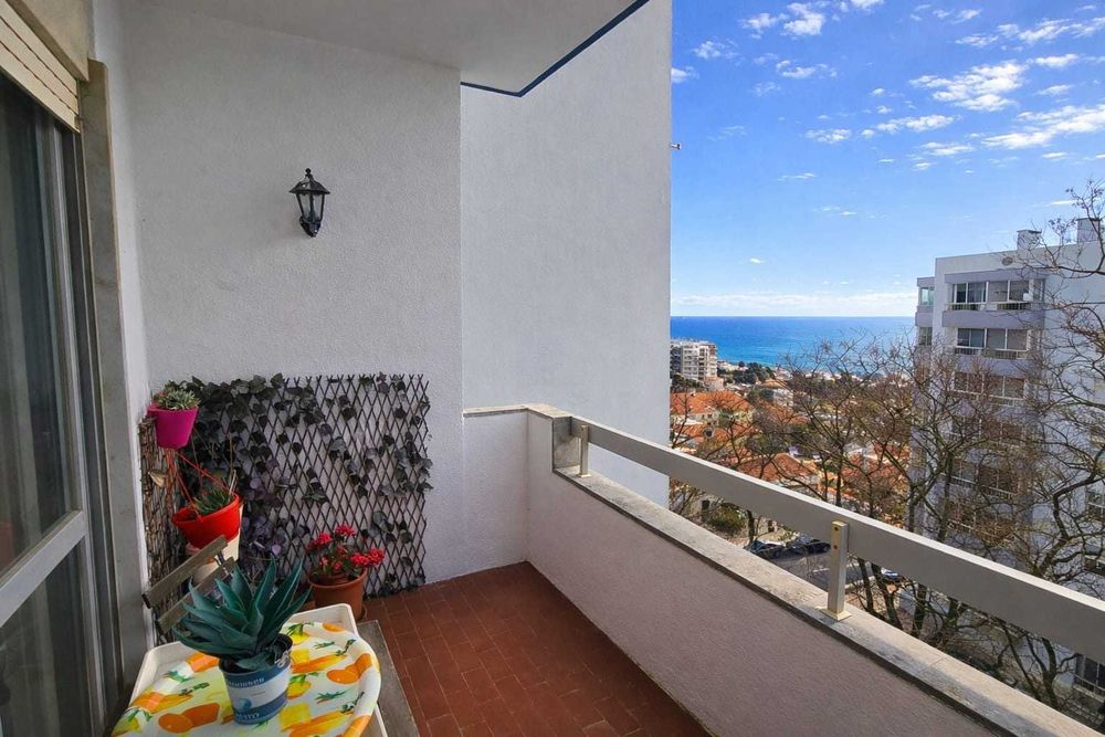Apartamento t2 à venda Vista Mar | Varanda + Arrecadação
