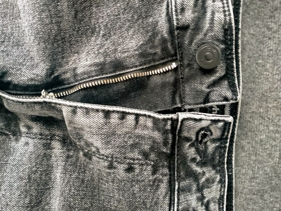 Шорти джинсові жіночі .