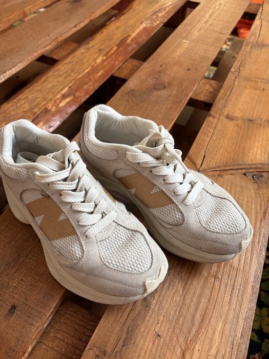 New Balance, Ню беленс. Оригінал