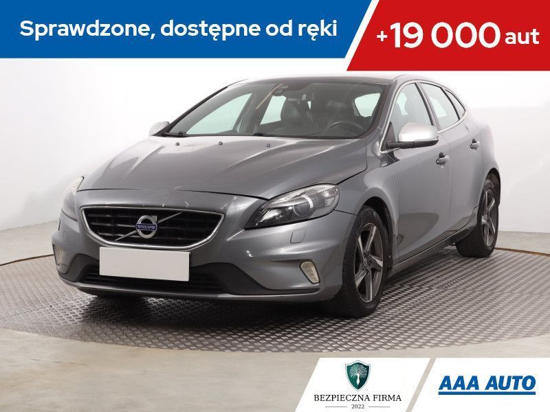 Volvo V40 2.0 D2, Navi, Xenon, Klimatronic, Tempomat, Parktronic,