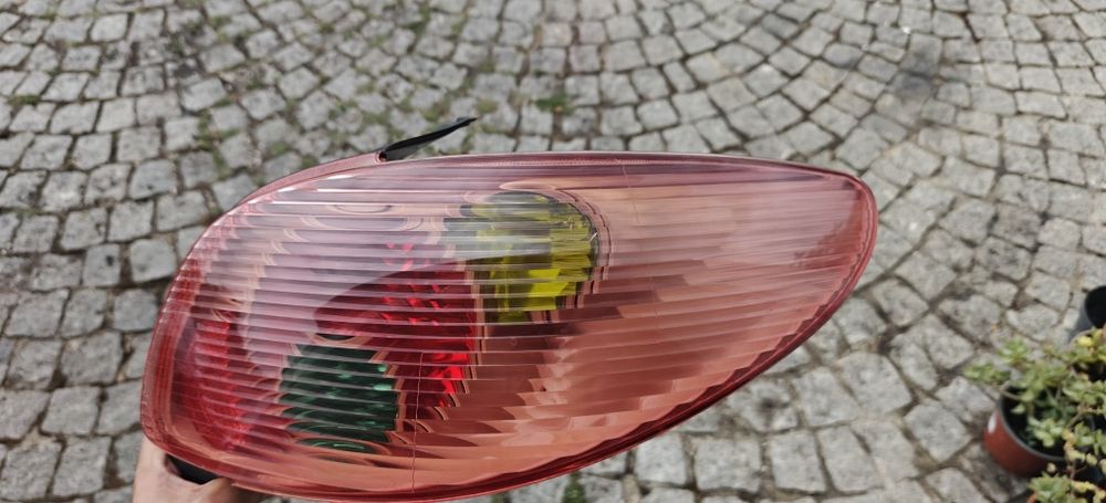 Farolim Peugeot 206 Fase 2
