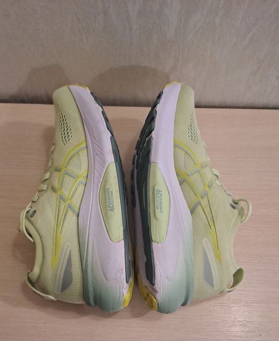 кросівки Asics Gel-Kayano